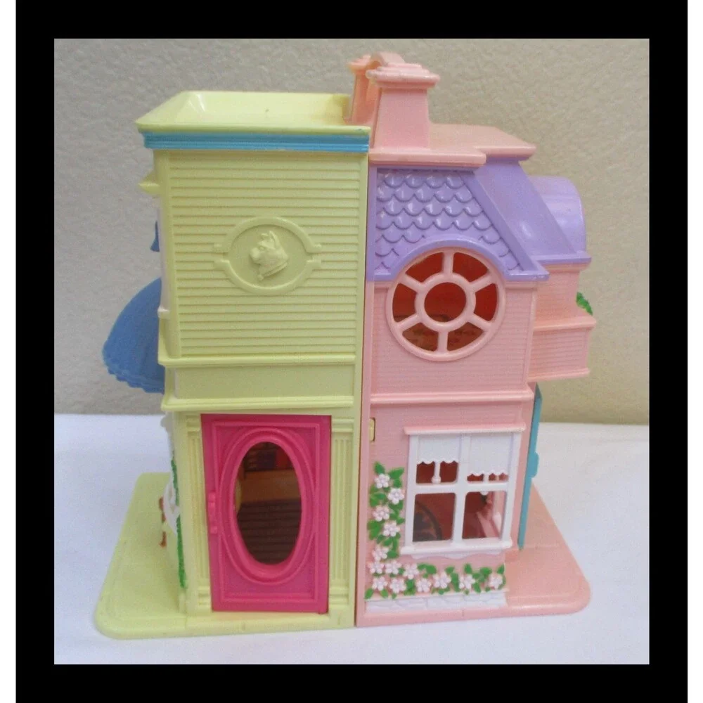 2001 Mattel Fisher Price Sweet Streets Pet Shop Beauty Salon Doll House Only